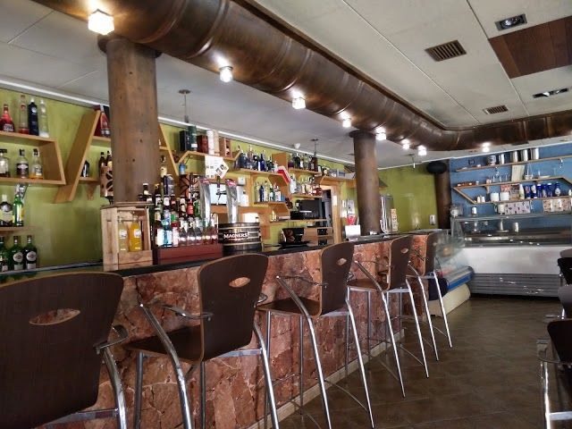 Vaiven, Heladeria Cafeteria Pub